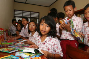 Decentralized_Basic_Education_in_Indonesia-300x200.jpg